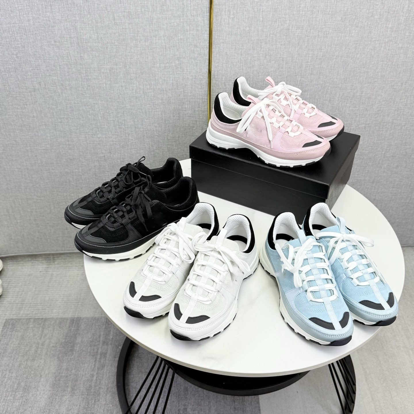 10A Stylish Warmth with These White Wool-Faced Ankle Height Shoes Perfect for Chilly Days