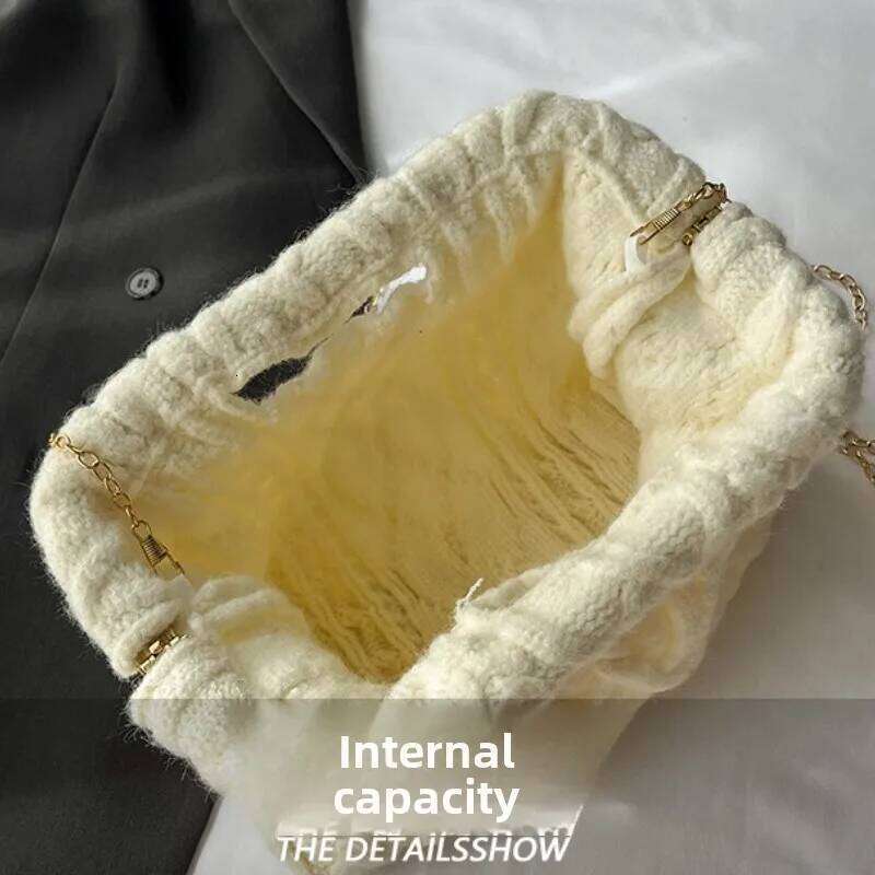 Versatile Chain Crossbody Winter Women Shoulder Knitted Clamp Mouth Clutch Bag Fashion Shell Handbag XJ260125