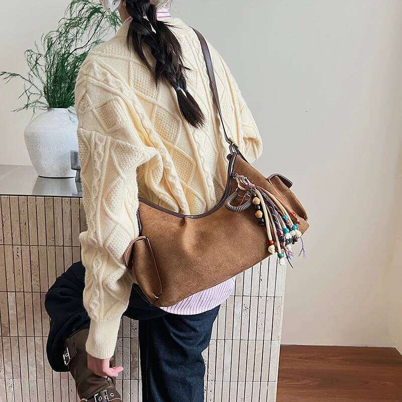 LEFTSIDE Women PU Leather Shoulder 2025 Winter Retro Crossbody Bag Luxury Designer Trend Female Brand Handbags and Purses XJ260125