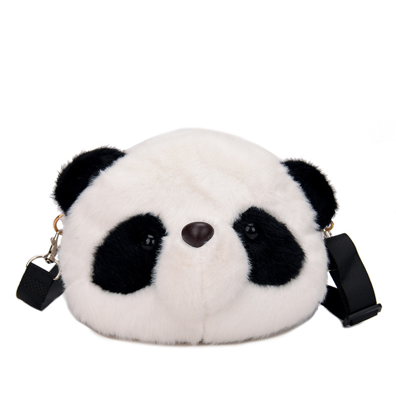 Cute toy panda doll style shoulder bag, suitable for children to use. This cross disciplinary design plush bear gift