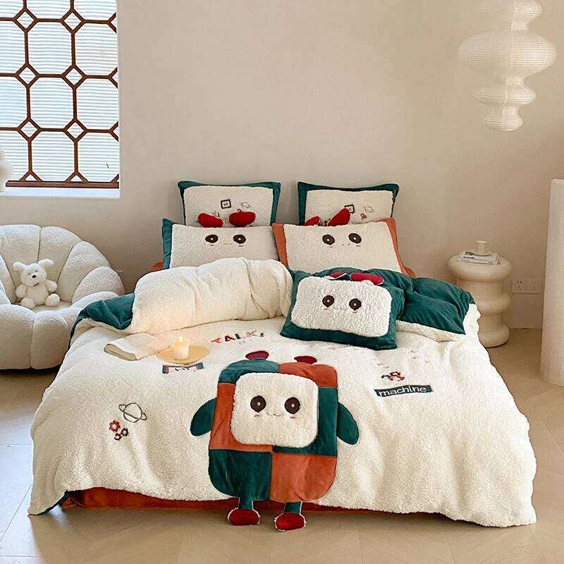 Winter Cartoon Cute Style Double-sided Buvet Thickened Lamb Fleece Four Piece Set Coral fleece Duvet Cover Plush Bedding Y260124