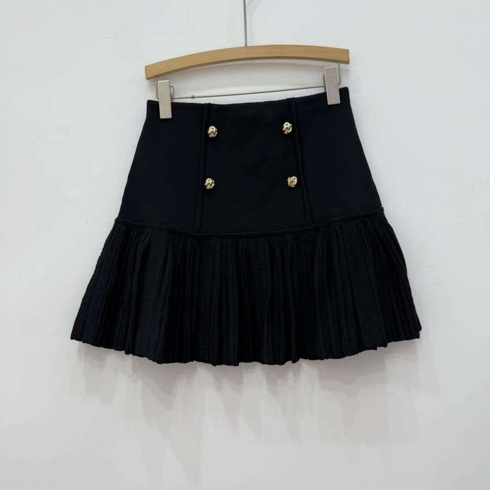 2026 Women's Designer Summer New Cotton Classic Loose Fashion Men's and Women's T-shirts Couple Short Sleeves