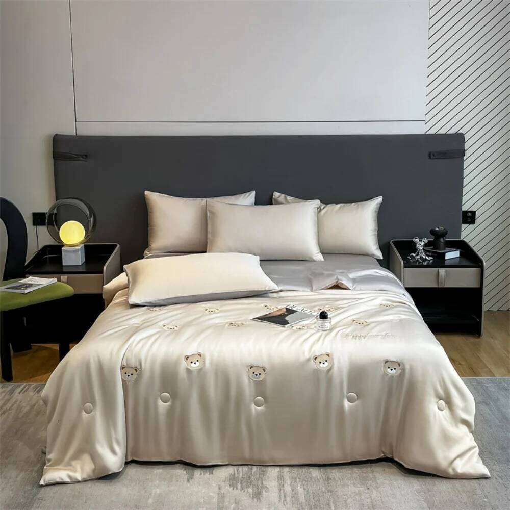 Cool Ice Silk Summer Four-Piece Sets Embroidery Thin Quilt Bed Sheet With Pillowcases Air Conditioner Bedding Set Y260124
