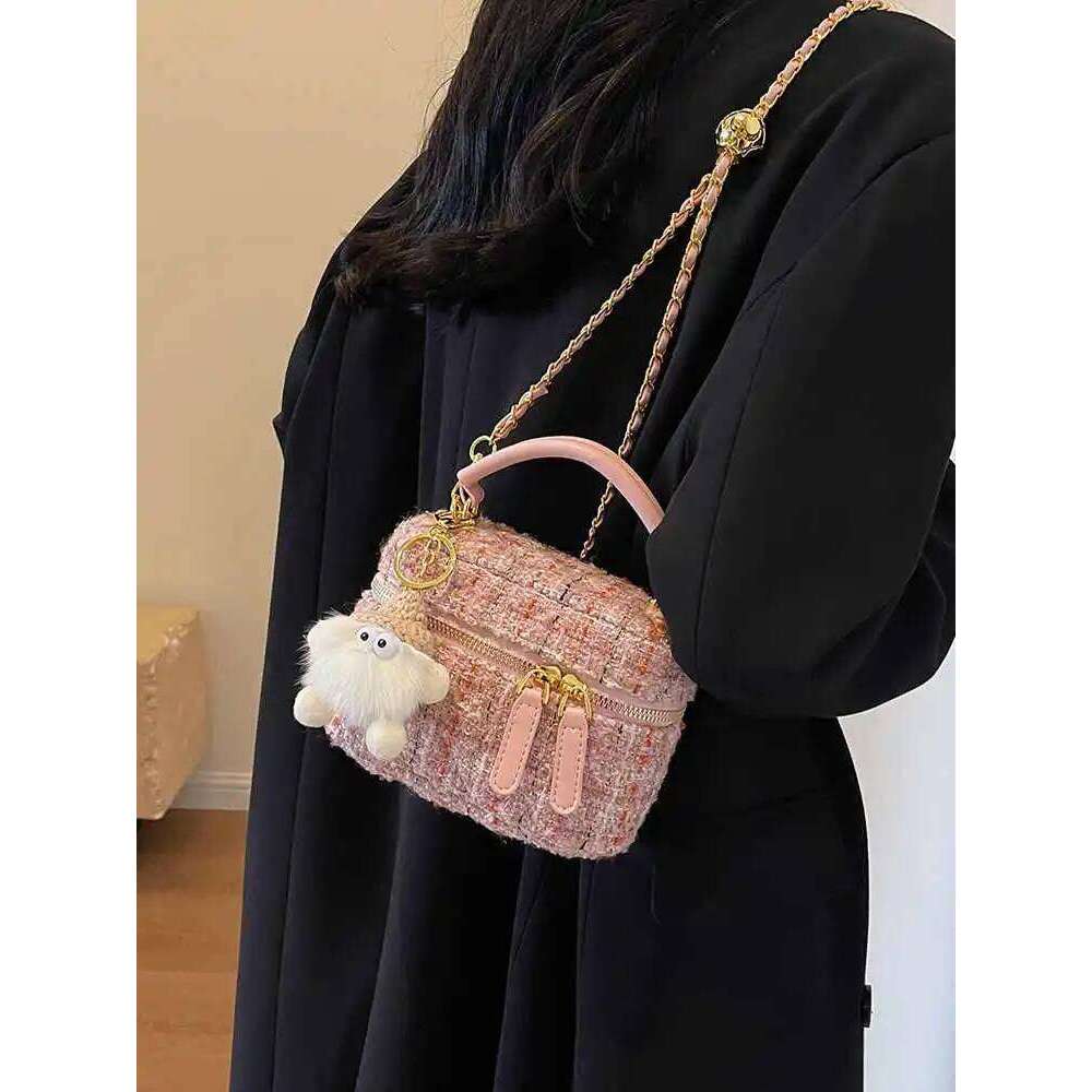 High-grade Woolen Women's Mini Handbags New Contrast Color Temperamet Chain Crossbody Bags Fashion Niche Design Lipstick Box Bag XJ260125