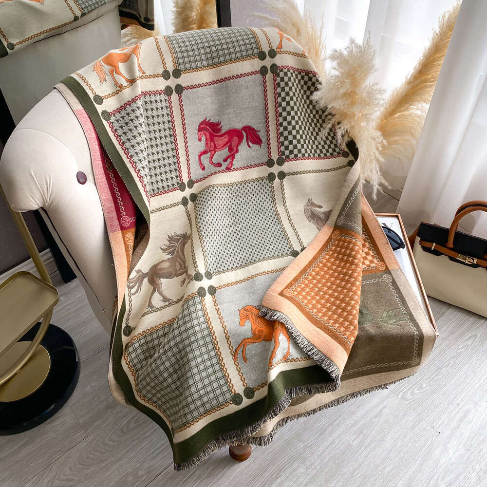 Vintage Horse Pattern Printed Fashion Imitation Cashmere Scarf Dual-use Double-sided Thickened Elegant Air-conditioning Shawl