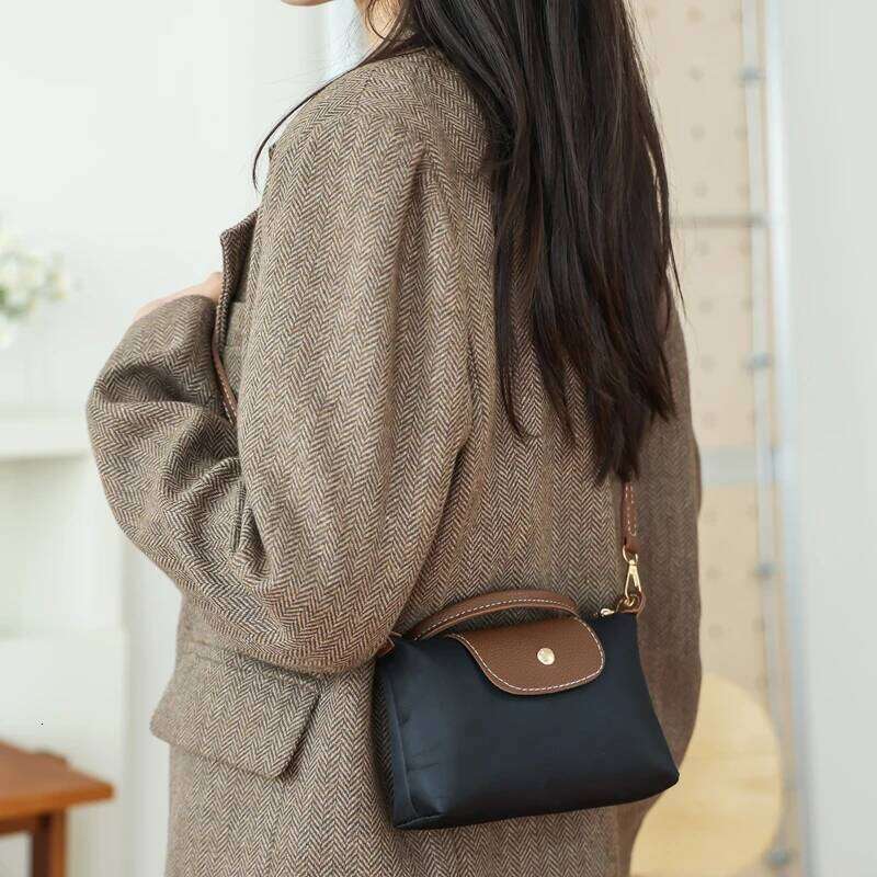 Fashion Shoulder Bags Top Grade Women Dumpling Simple Handbags Luxury Female Mini Crossbody Bag Purse Outing Daily Shopping XJ260125