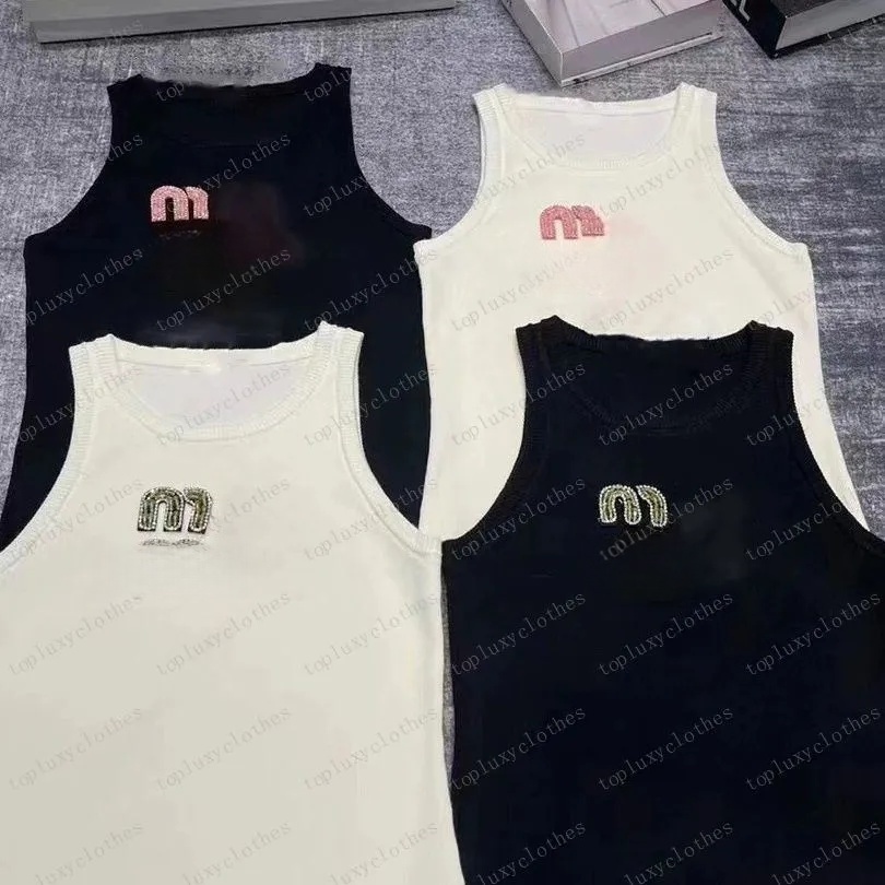 Designer tank top t shirt women sexy halter tops party crop top embroidered summer backless shirt womens clothes knitted camisoletees Vest