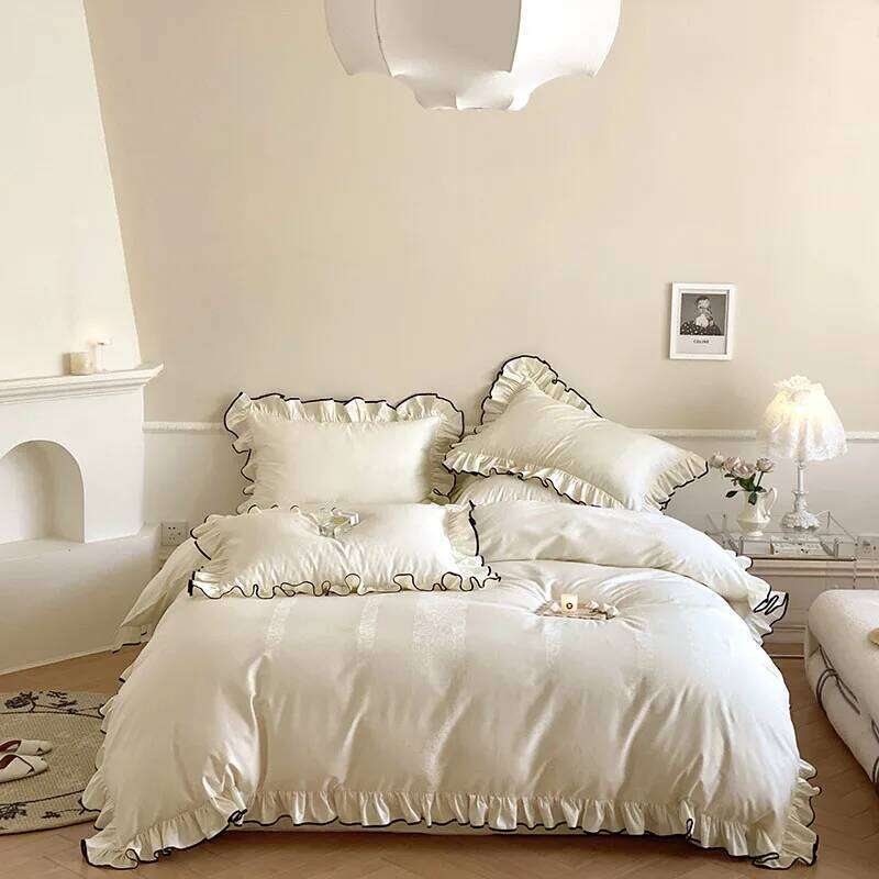 Luxury 1000TC Egyptian Cotton French Princess Wedding Bedding Set Ruffles Black Edge Jacquard Duvet Cover Bed Sheet Pillowcases Y260124