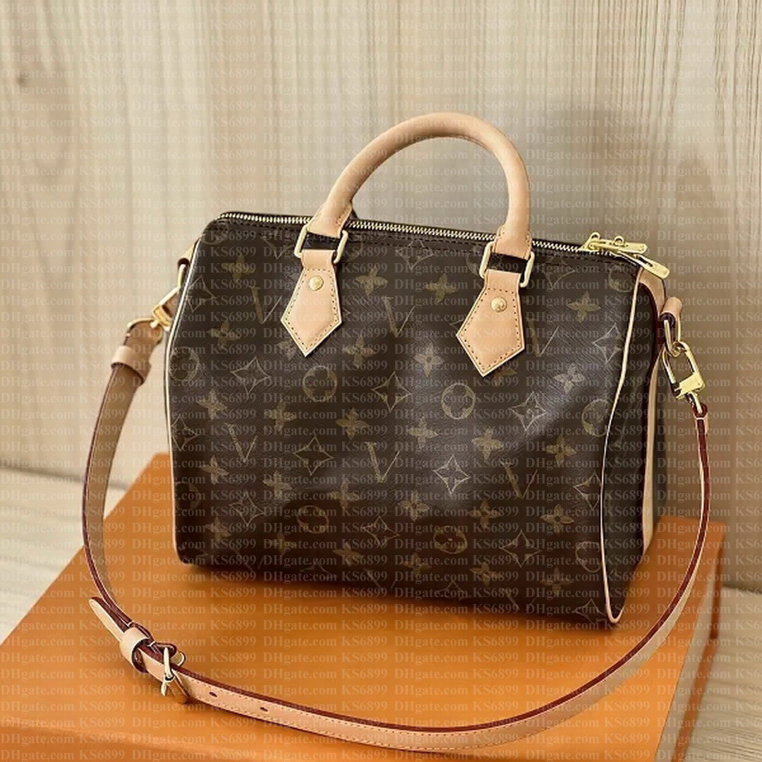 Classic Designer bag Pillow Bags Luxury Designer Bags Crossbody Bags Tote Bags Blossom Bags Purse Shoulder Bags Designer Women Bags Women Handbags