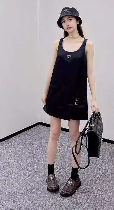 High quality triangle new sleeveless backless slim fit 2026 multifunctional shoulder strap dress black