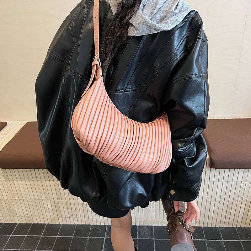 High-End Niche Pleated Crescent Underarm 2025 Autumn and Winter Casual Versatile Single Shoulder Crossbody Bag 521-7056 XJ260125