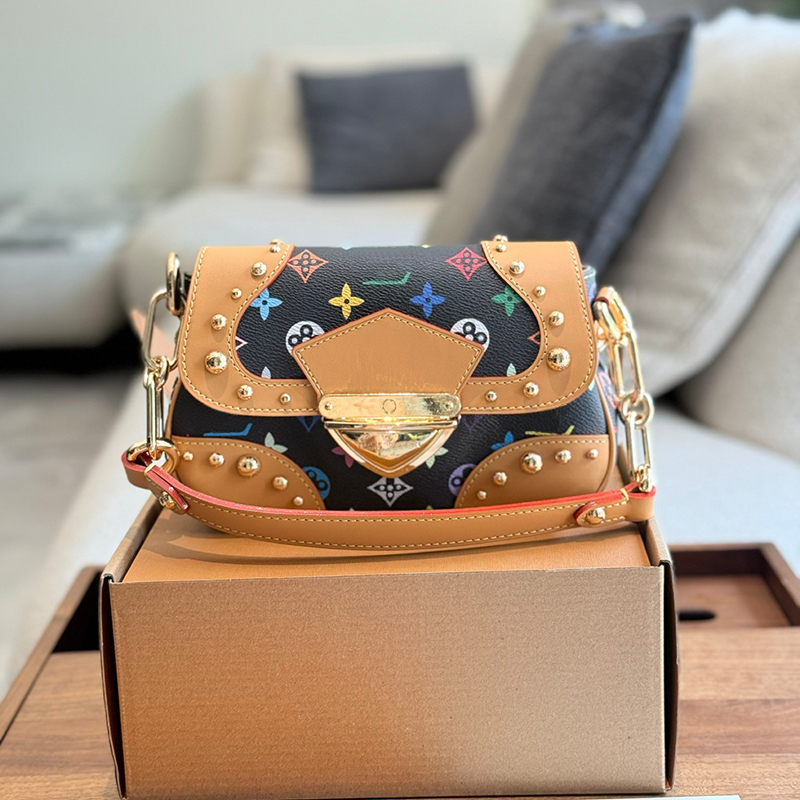 Kohei Murakami Limited Edition Black Three-Color Underarm Treasure Bag ~ In memory of Marilyn Monroe, this bag is named after the small treasure coin.