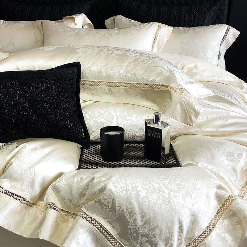 Beige Jacquard Satin Bedding Set Luxury 4pcs Hollow out Embroidery Quilt/Duvet Cover Bed Sheet Pillowcases Queen King Size Y260124