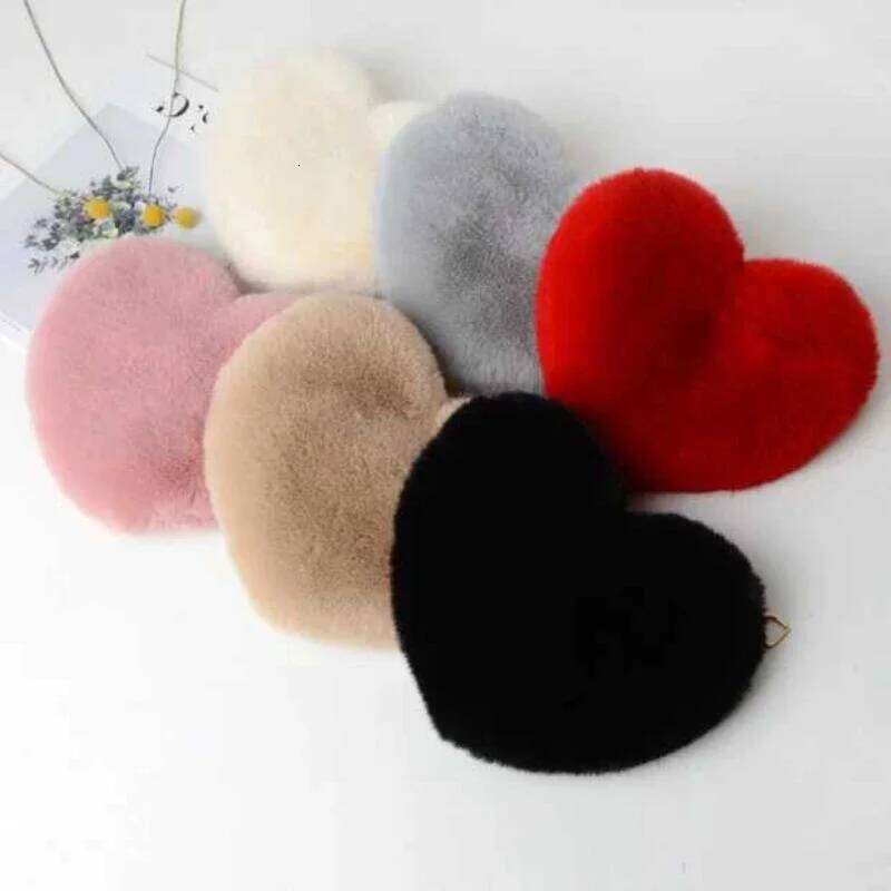 New Valentine's Day Chain Plush Diagonal Cross Peach Heart shaped Love Small Bag Female XJ260125