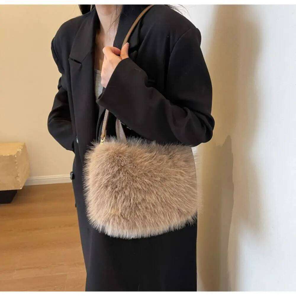 Luxury Faux Fur Ladies Shoulder Soft Square Female Crossbody Fluffy Handbag Tote Bag XJ260125