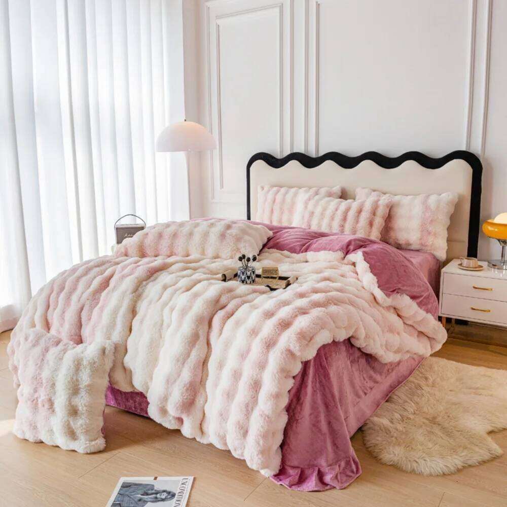4pcs High End Rabbit Plush Four Piece Winter Thick Warm Bubble Velvet Cover Set Lace Bed Sheet Skirt Pillowcases Bedding Y260124