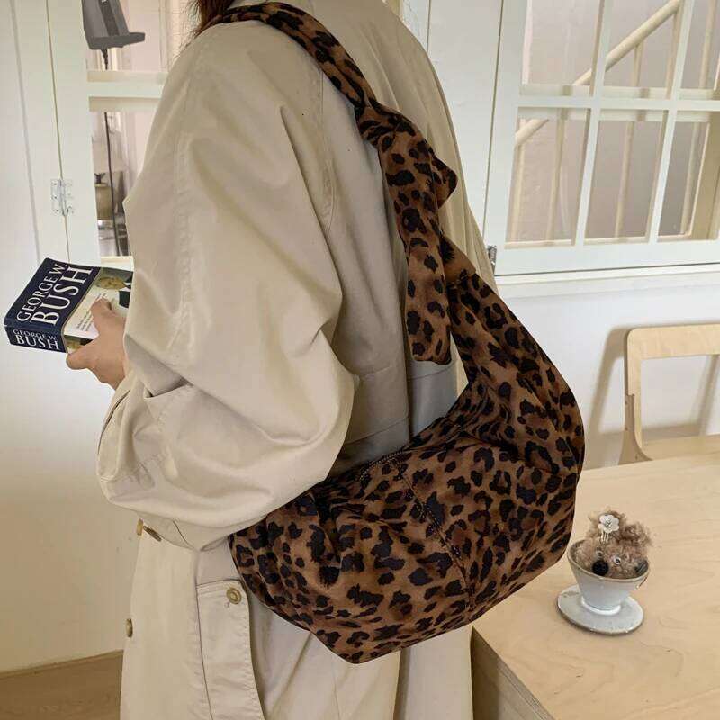 Autumn Winter Faux Suede Crescent Dumplings Vintage Leopard Print Handbag Women Shoulder Crossbody Bags Retro Messenger Bag XJ260125