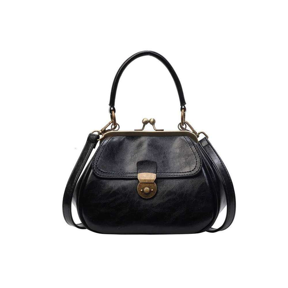 Women's New High Quality Texture Crossbody Bag Autumn Winter Retro Versatile Single Shoulder Fashion Trend PU Solid Handbag XJ260125