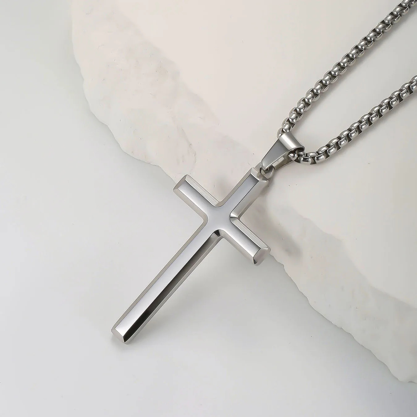 Collier Homme Spiritual Male Minimalism Stainless Steel Necklace Mans Jesus Cross Necklace for Man Collar Hombre 251230