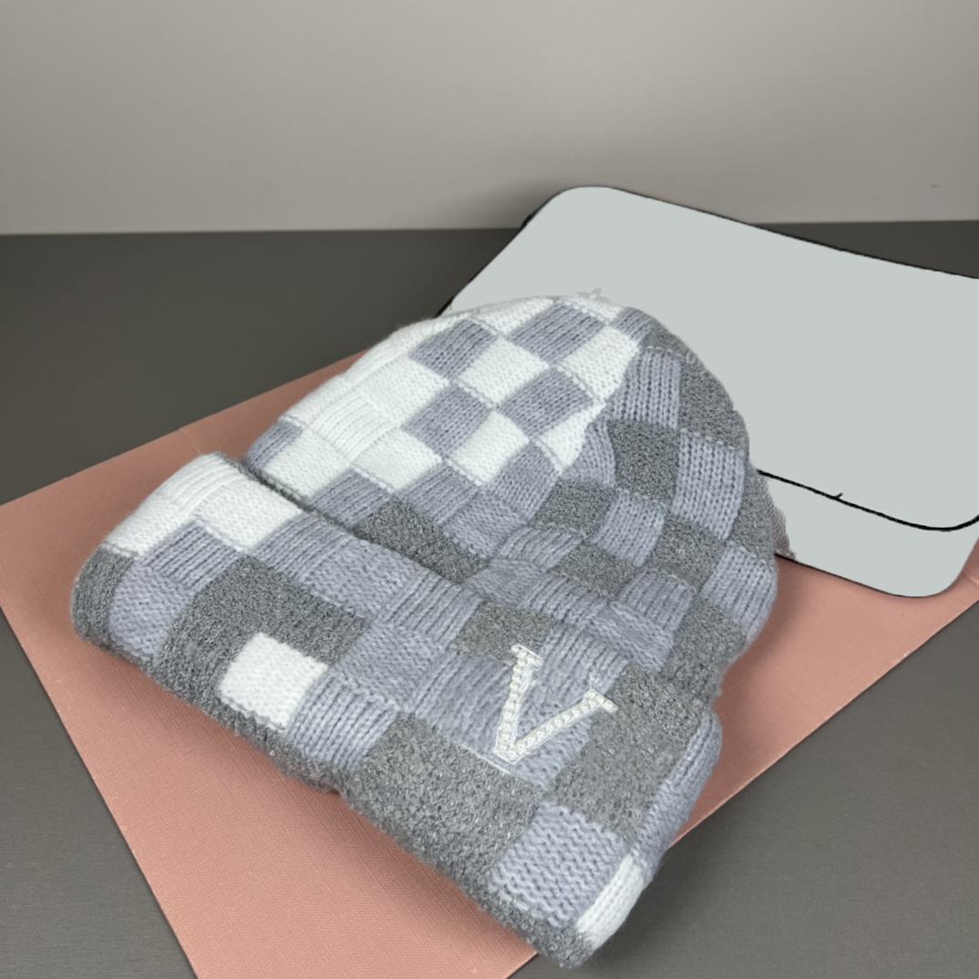 Womens Beanie Designer Winter Autumn Mens Wool Bonnet Luxury Warm Fitted Hats Double Letters Soft Cashmere Street Fashion Beanie Hats good