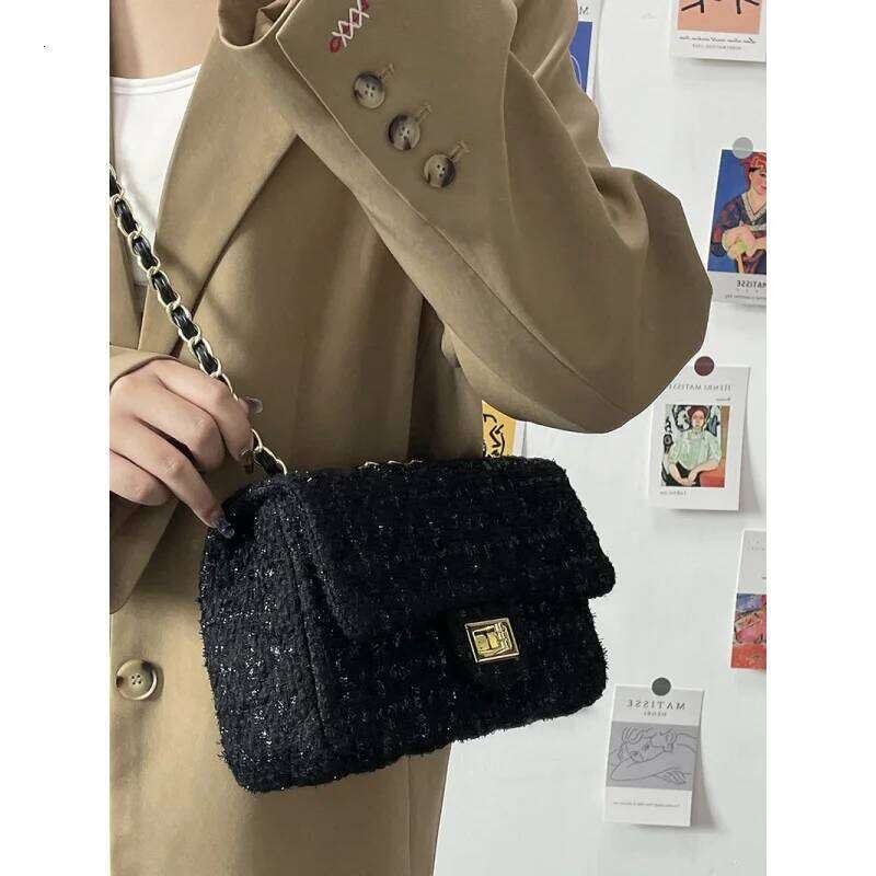 New autumn and winter fashion woolen diamond grid chain bag for women, single shoulder crossbody bag, fashionable handbag XJ260125