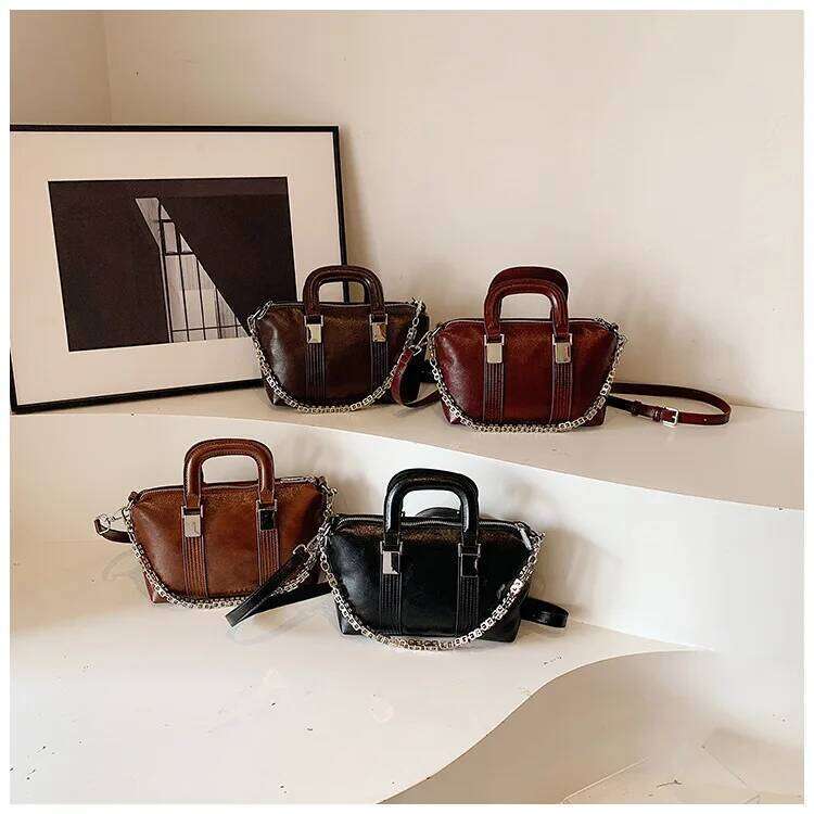 Fashion Women Bags Senior Sense Crossbody Autumn And Winter New Simple Oil Waxed Leather Versatile Commuter Handbag Tote Bag XJ260125