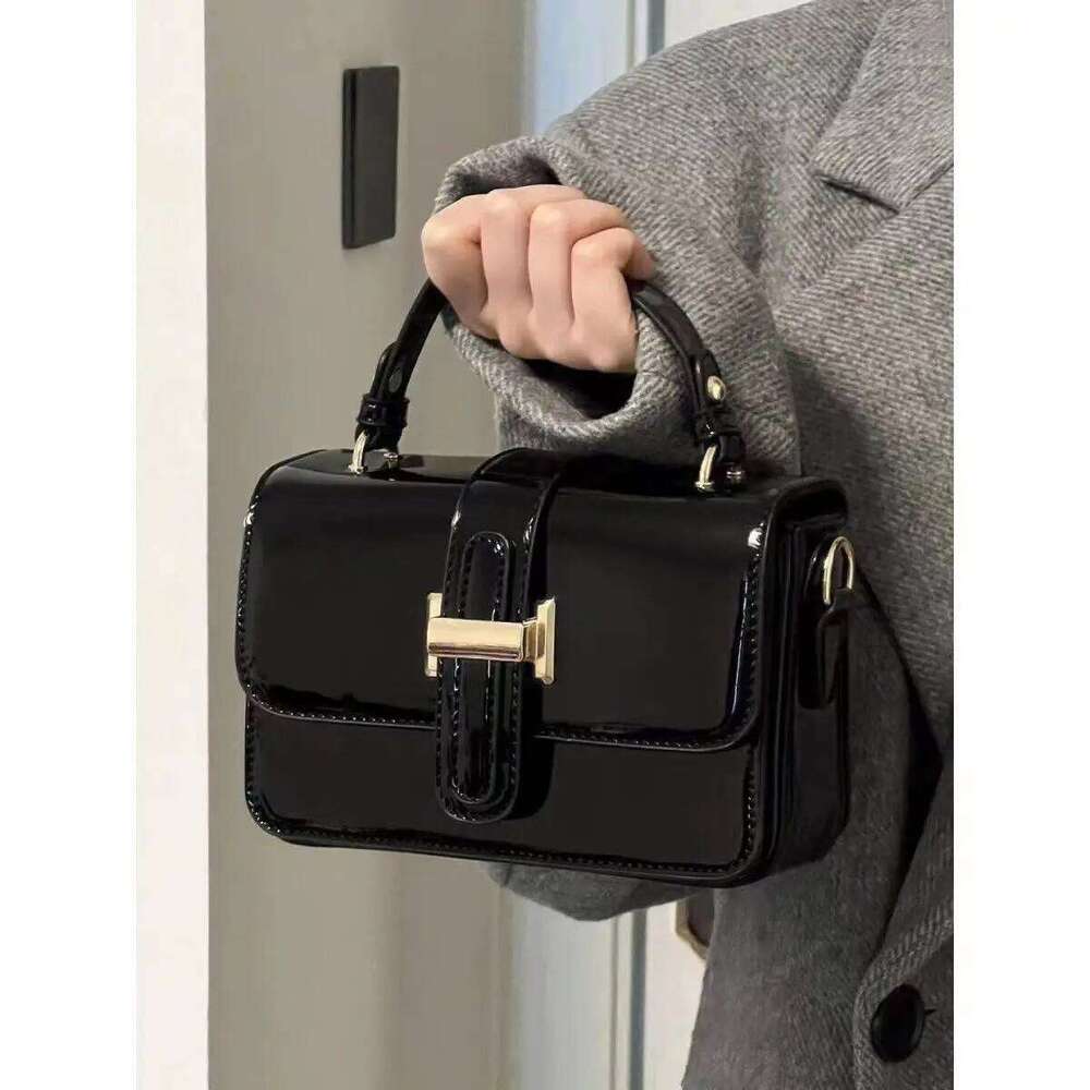 Small Square with High-end Design Glossy Finish for Women 2024 New Stylish and Versatile Single Shoulder Crossbody Bag XJ260125