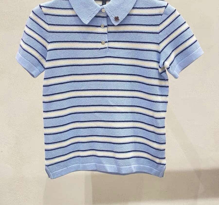 2026 Spring/Summer Designer Fashion Stripe Flip Leader Knitted Women's Short Top for Women