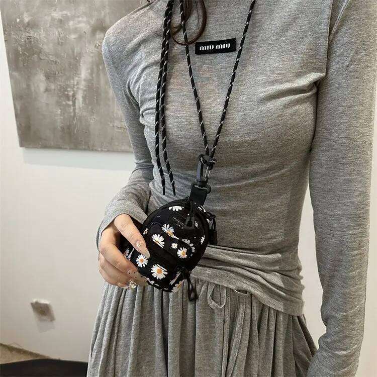 Women Small Mini Lipstick Headphones Trendy Fashionable Pendant Simple Niche Design Fabric Single-shoulder Crossbody Bag XJ260125