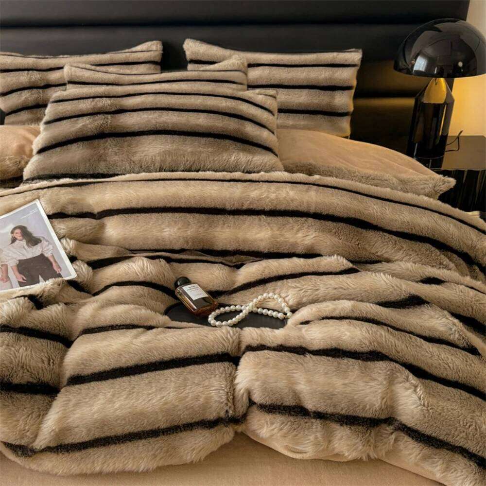 Jacquard Gradient Bubble Rabbit Plush Bedding Set Thickened Quilt Cover Pillowcase Bed Sheet Winter Coral Fleece Four-Piece Sets Y260124