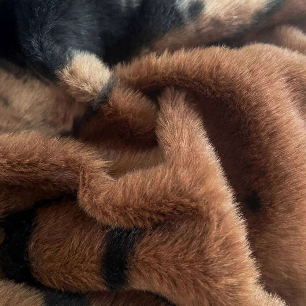 Fashion Leopard Printed Thicken Milk Velvet Bedding Rabbit Plush Winter Warm Four-Piece Set Duvet Cover Pillowcase Bed Sheet Y260124