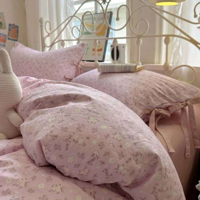 Small flower bow four soft and skin friendly cotton linen double bed duvet set, dormitory three piece set Y260124