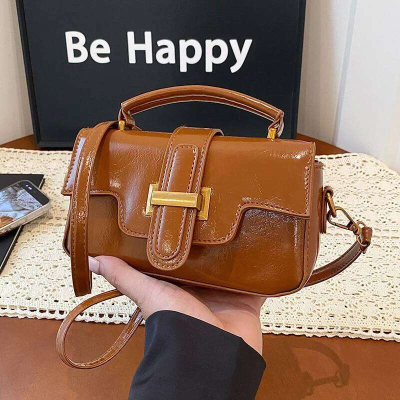 202 new style retro small square for women fashionable and versatile shoulder bag simple commuting handbag XJ260125
