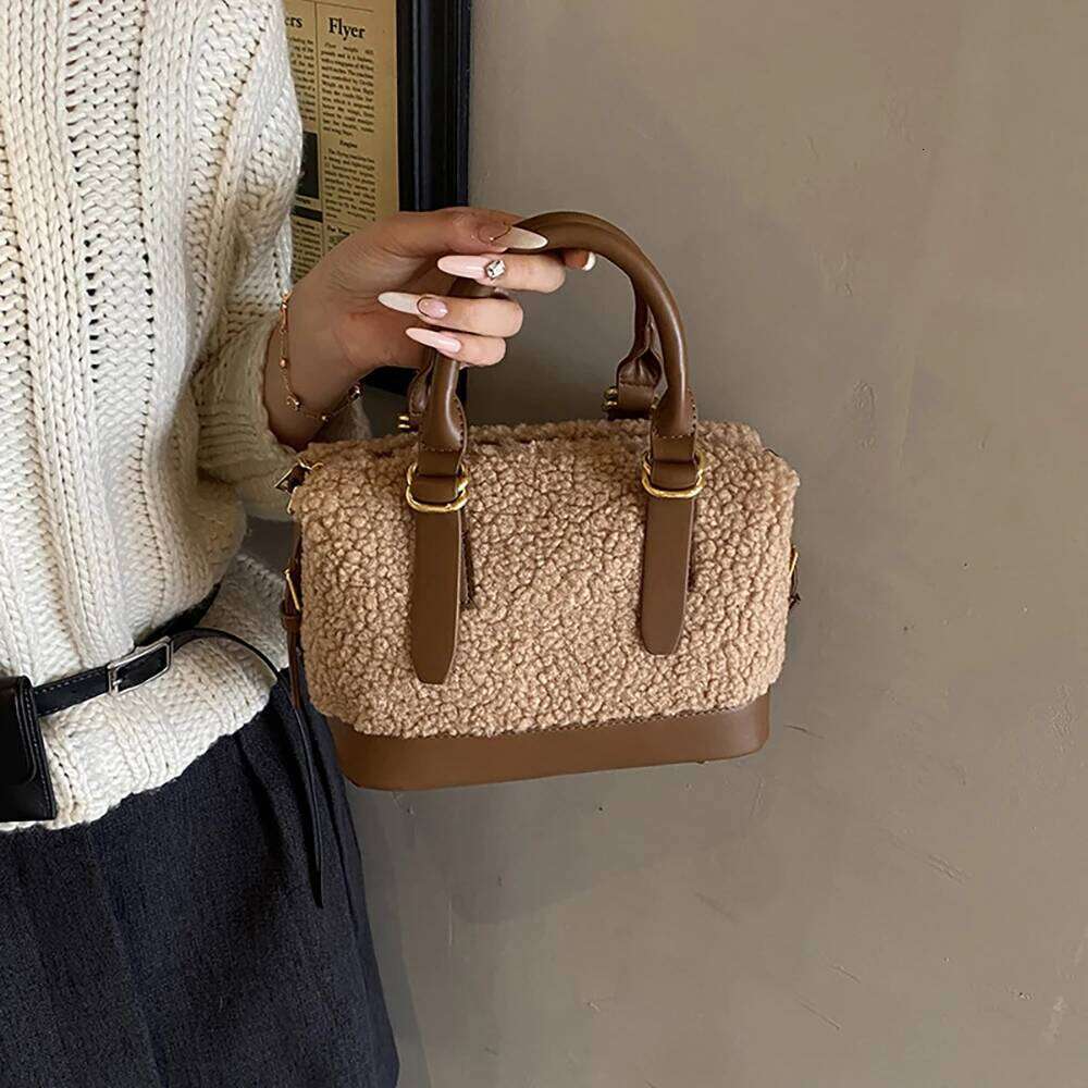 Women's Handbag Autumn Winter Lambswool Plush Pillow Bag Niche Versatile Small Totes Top-handle Single Shoulder Crossbody Bags XJ260125