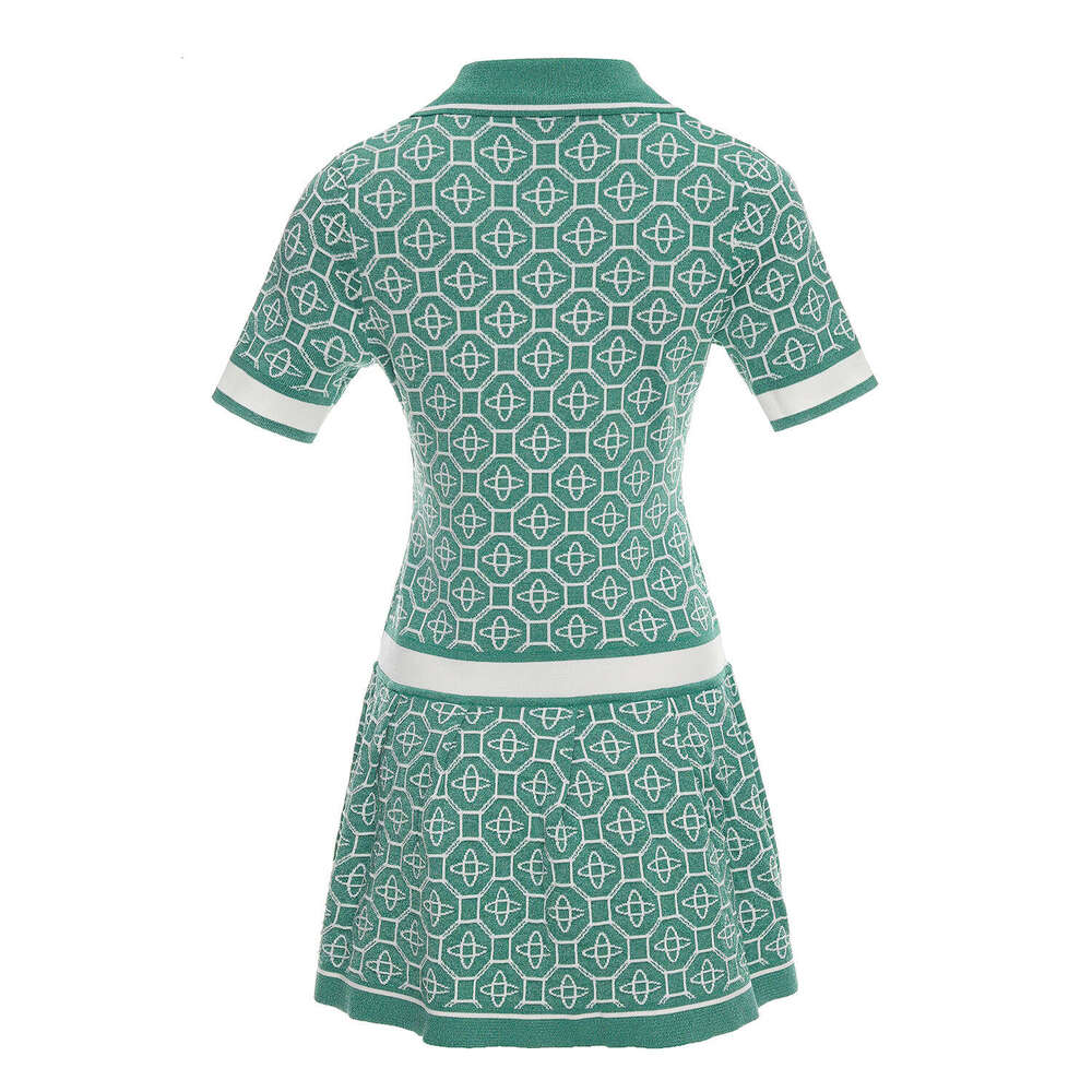 2026 Spring/Summer New Pearl Button Fake V-neck Flip Collar Shirt Woven Retro Shiny Silk Green Medium Long Dress