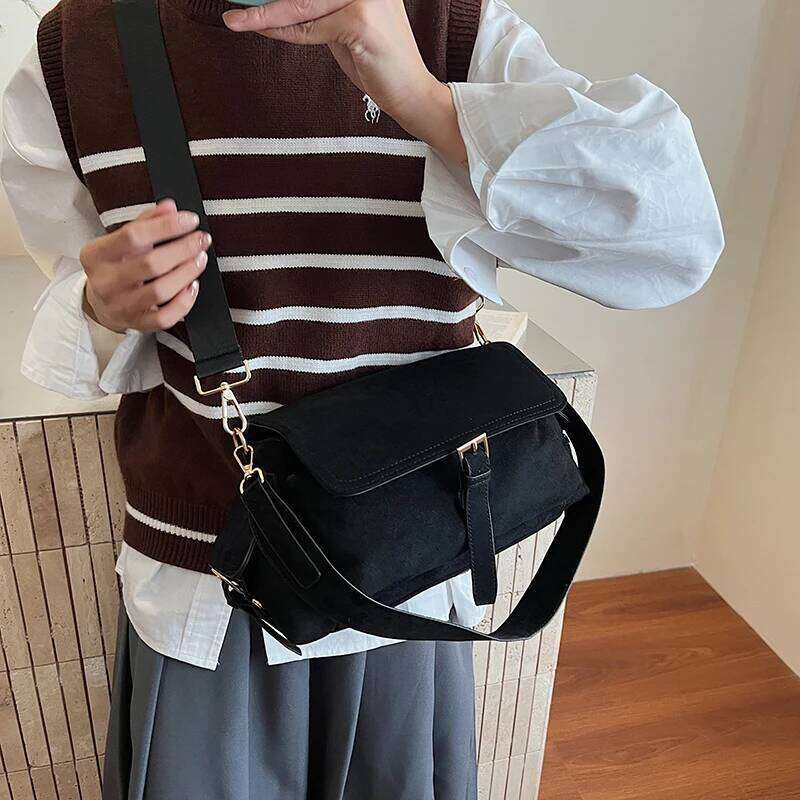 LEFTSIDE Women Faux Suede Small Shoulder 2025 Winter Crossbody Bag Luxury Designer Trend Brand Simple Handbags and Purses XJ260125