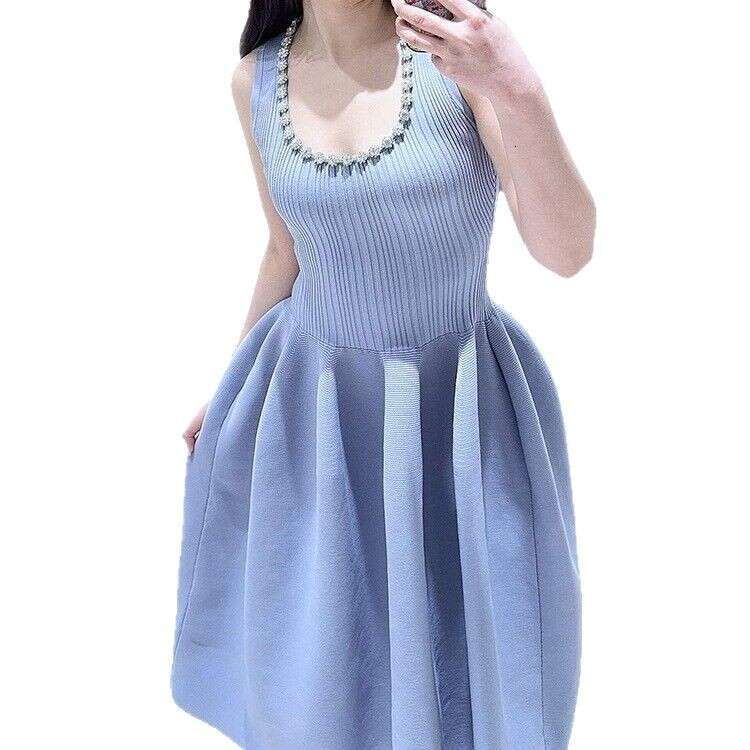 2026 spring French niche elegant temperament designer style rhinestone belt ribbed knit vest dress for women