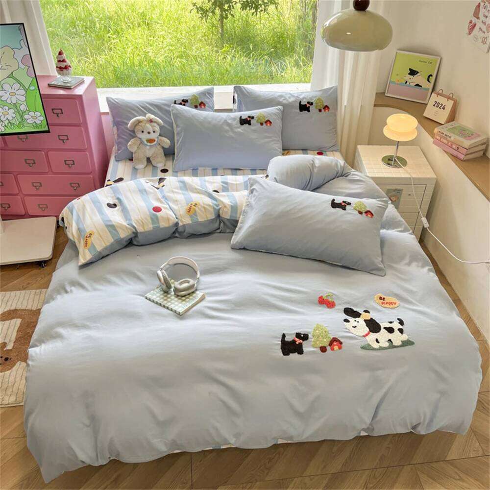 Cute Cartoon Towel Embroidery Bedding Duvet Pillowcase Washed Cotton Four-Piece Set Comfortable Quilt Cover Bed Sheet Y260124