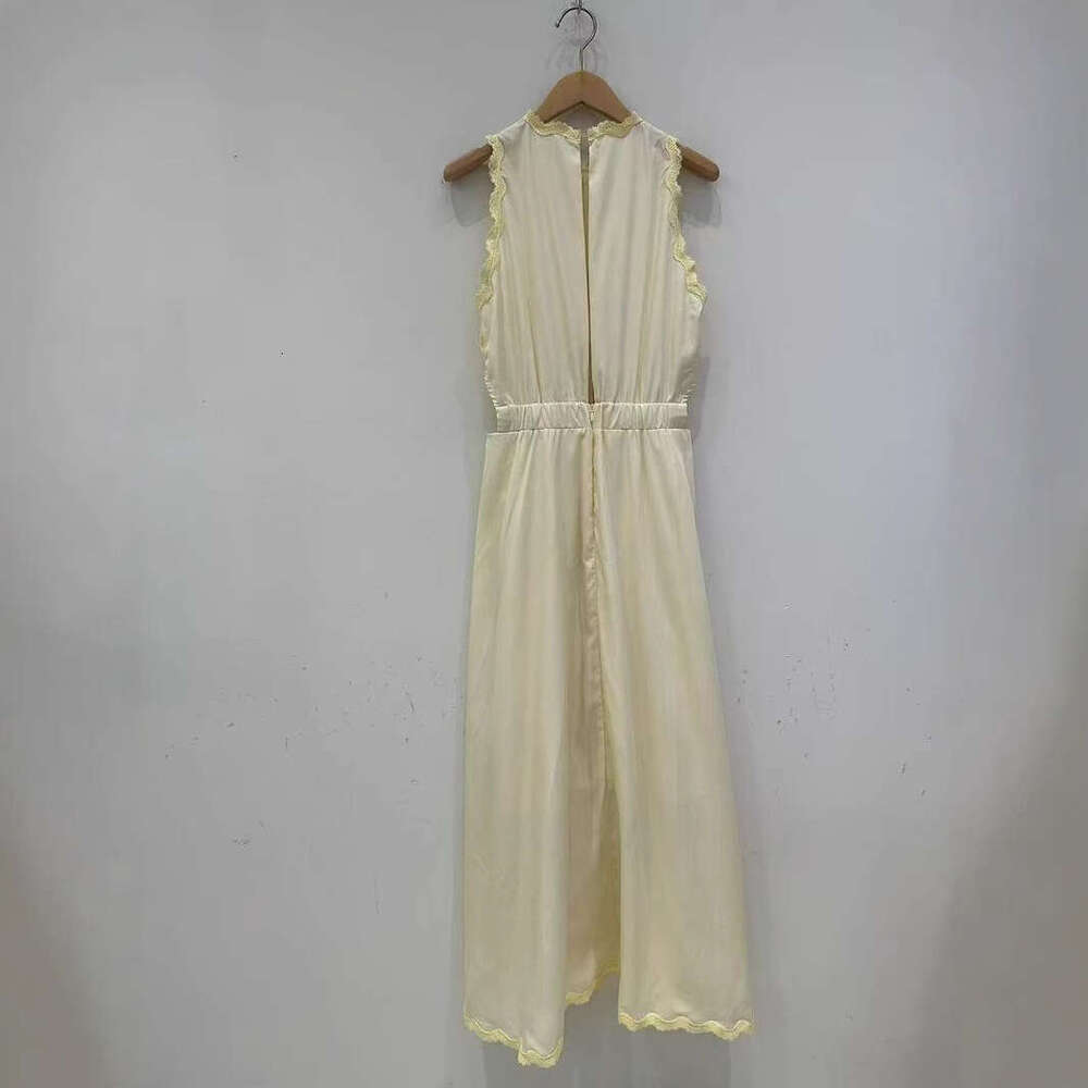 2026 Spring/Summer New French Elegant Style Lace Waist Patched Long Vest Dress