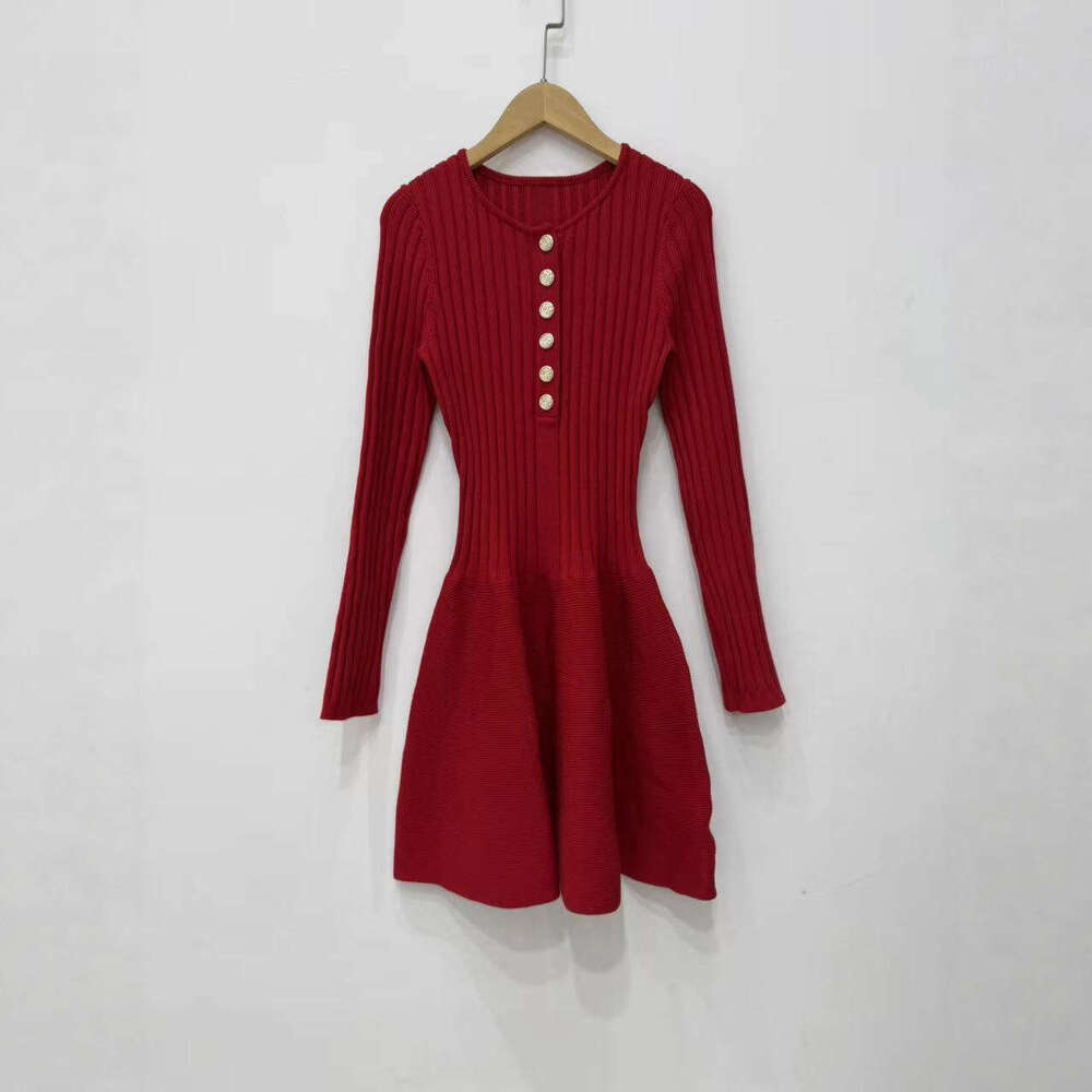 French Elegance 2026 Autumn/Winter New Fashion Round Neck Long Sleeve Knitted Dress Short Umbrella Skirt for Women