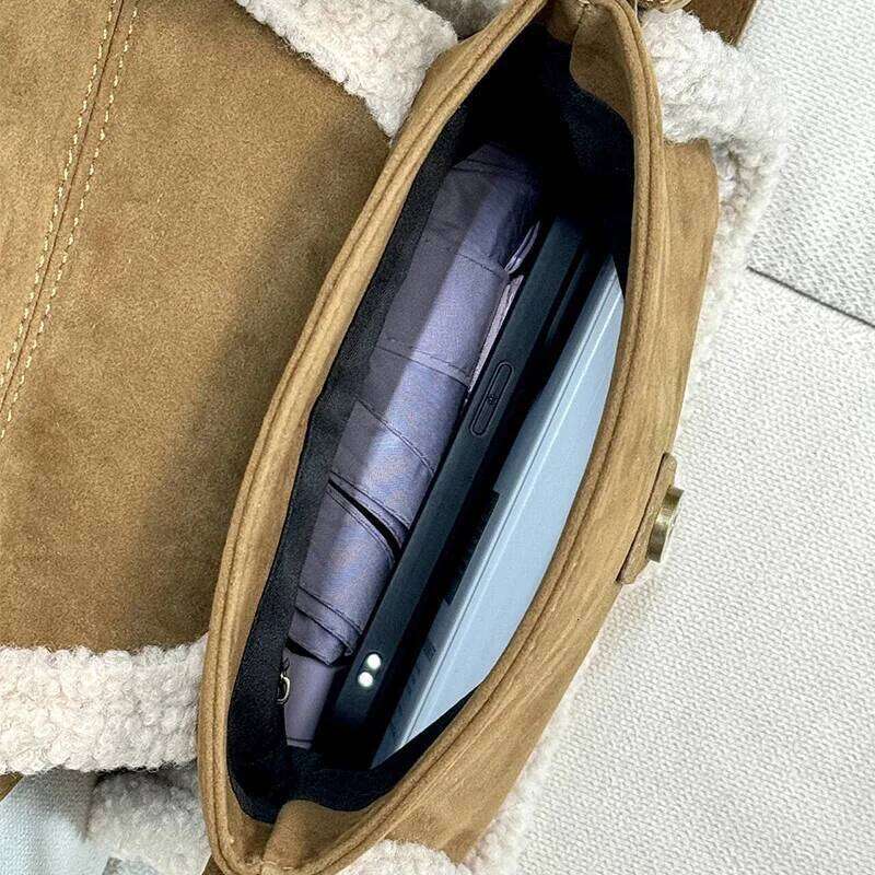 Autumn and winter retro Sle sherpa women's shoulder bag luxury design splicing new commuter multifunctional portable crossbody b XJ260125