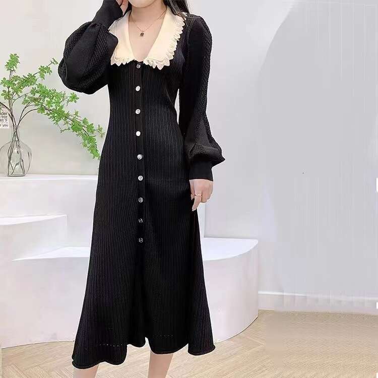 2026 Autumn/Winter New Designer Puff Lace Collar Knitted Long Sleeve Black Dress