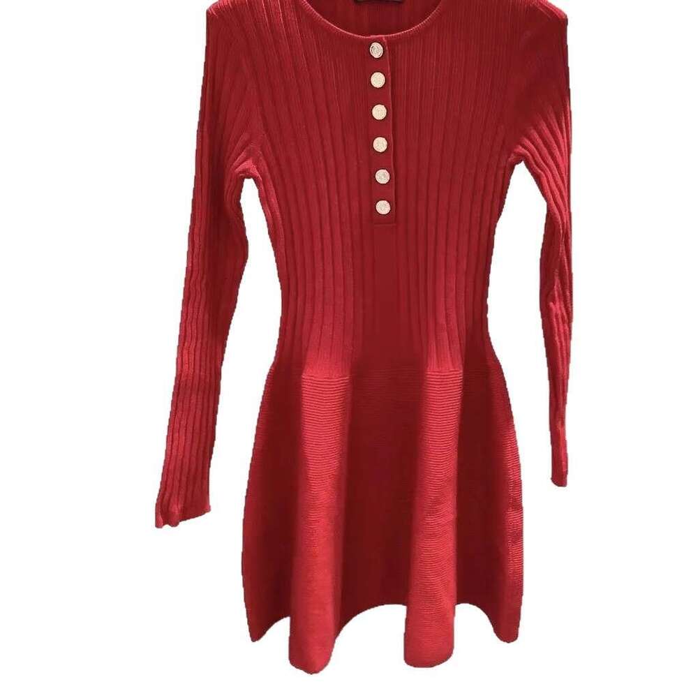 French Elegance 2026 Autumn/Winter New Fashion Round Neck Long Sleeve Knitted Dress Short Umbrella Skirt for Women