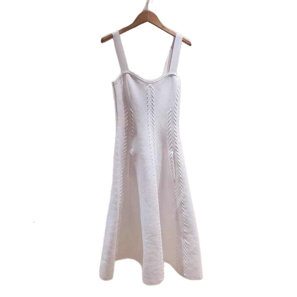 French Elegance 2026 Summer New Designer Casual Multi functional Knitted Short Top T-shirt Women's Tank Top Dress Women