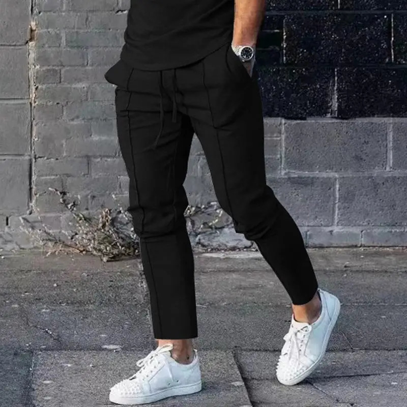 Mens Light Street Comfortable Ruffled Pants Casual Pants High Quality Fashion Solid Color Pocket Sports Mens Pants 260127