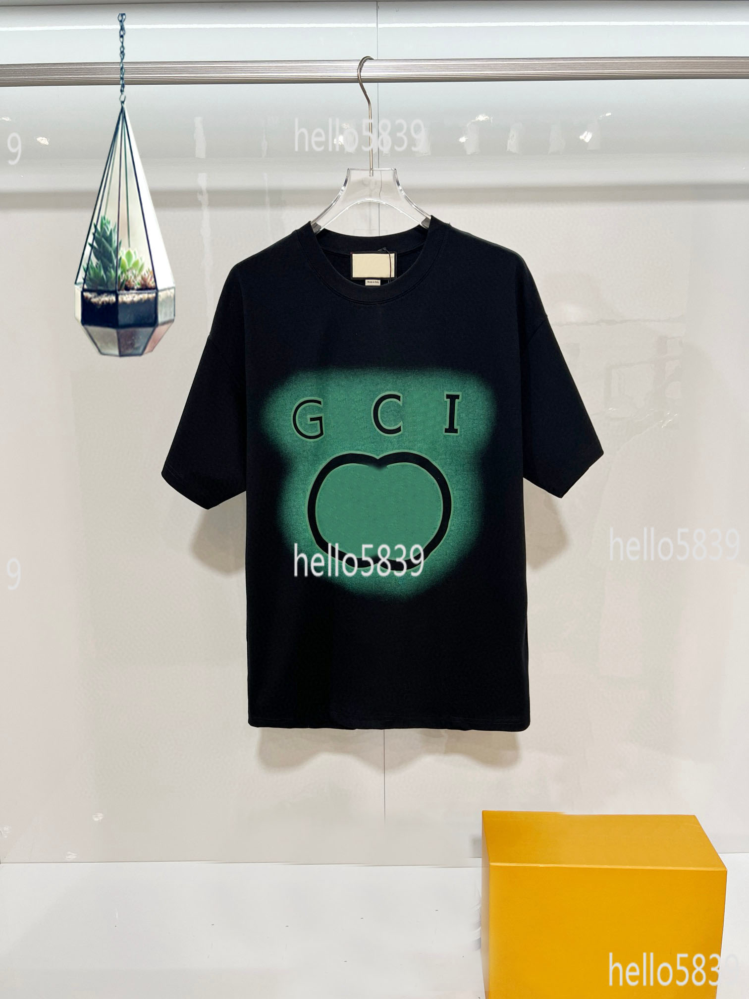 2026 Tees Mens Designers T Shirt Man Womens tshirts With Letters Print Short Sleeves Summer Shirts Men Loose Tees Asian size S-XXXL hx2139