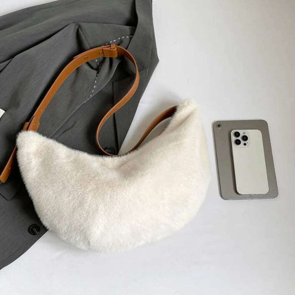 Women Fashion Plush Dumpling Shape Shoulder Bag Matte Finish Large Capacity Polyester Soft Warm Adjustable Strap Daily Commute