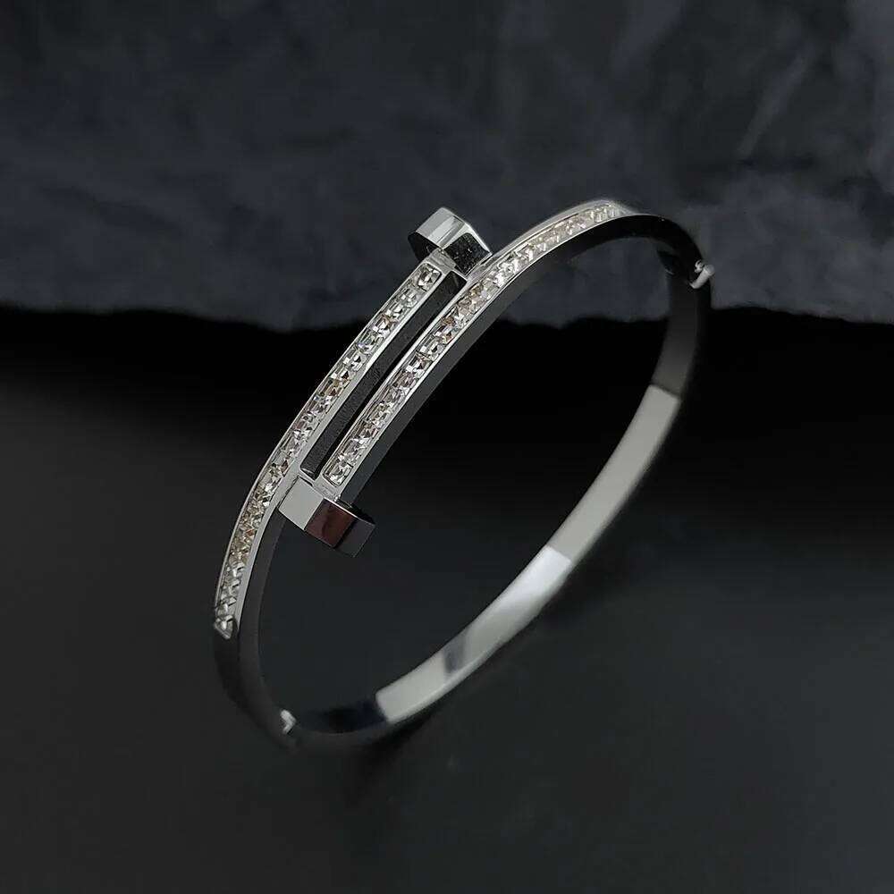 New style baby's breath nail zircon stainless steel gold-plated bracelet, high quality waterproof silver bracelet for girls XJ260127