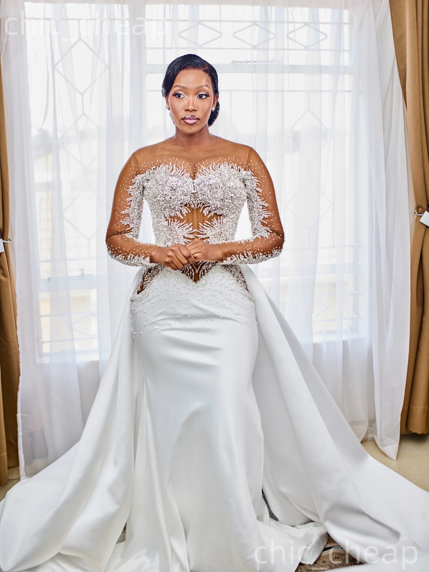 African Aso Ebi 2026 White Mermaid Wedding Dress Beaded Appliques Illusion Sheer Neck Satin Detachable Train Vintage Bridal Gowns Dresses ZJ234