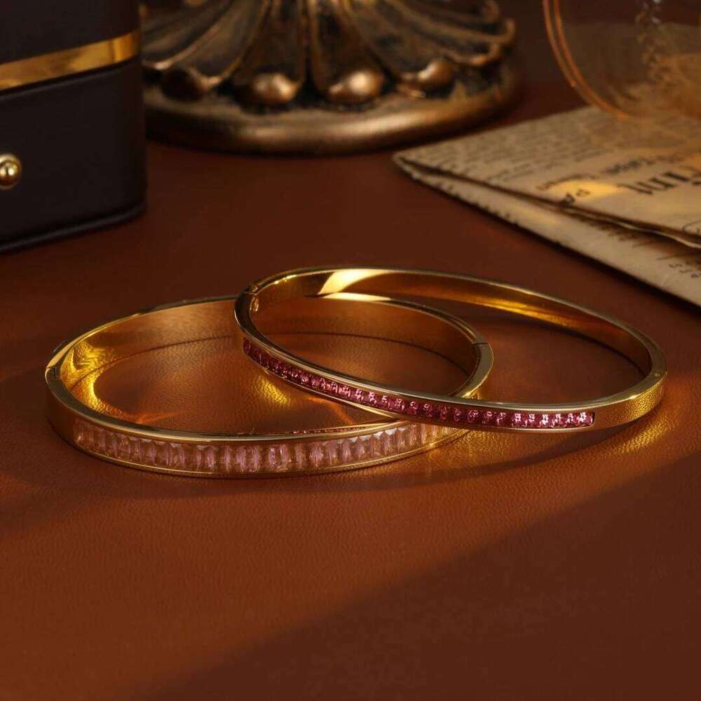 2-piece Of Stainless Steel Inlaid Powder Zirconium Set Women Men's 18k Gold Couple Holiday Gift Bracelet Jewelry XJ260127